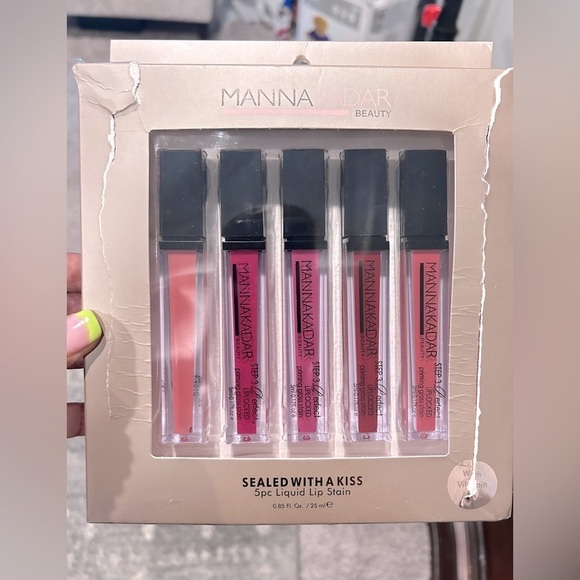 Manna Kadar Makeup New 5 Piece Lip Gloss Set Hydrating Liquid Lip Stain Set With Vitamin A E